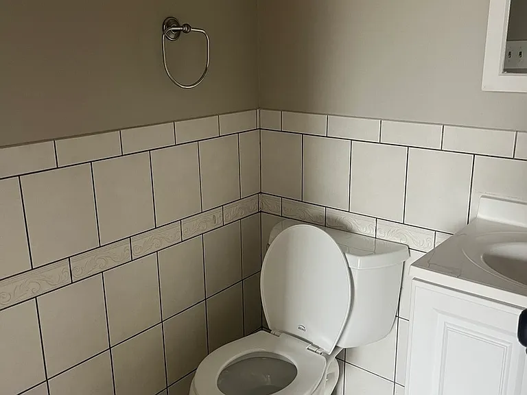 9729 S Ridgeland Ave #302 — Photo 9