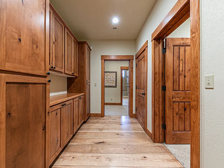 11172 Comstock Dr — Photo 16