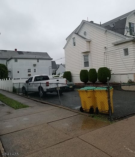 2nd image of 110 Vreeland Ave