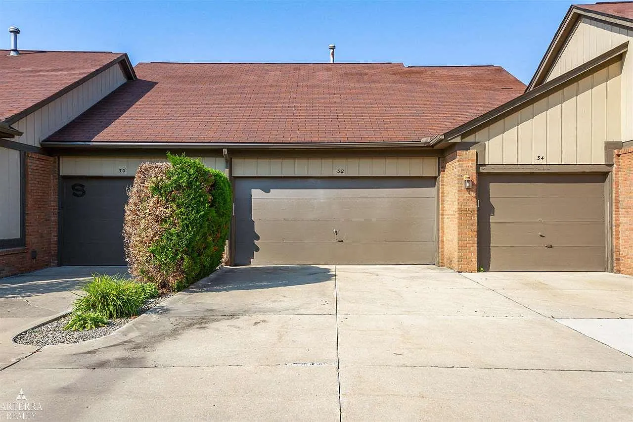 2 bed, 1.5 bath, 2280 sqft, $2,100 — Photo 3