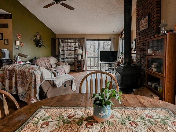 2nd image of 2187 Silver Springs Dr