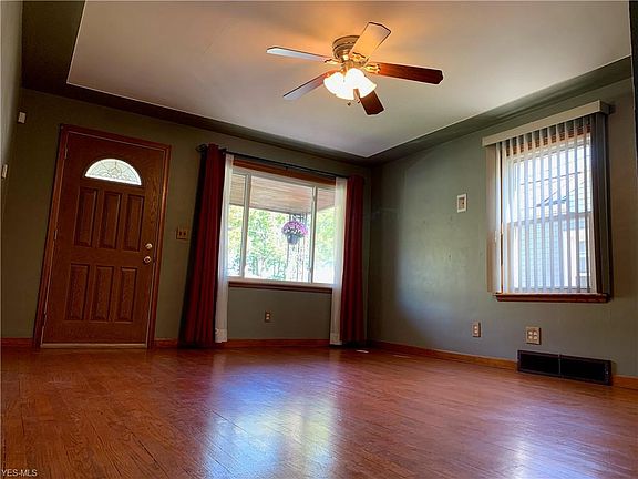 4th image of 1029 Highland Park Blvd