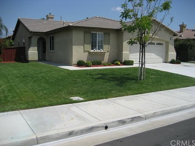 1st image of 546 Miracle Dr