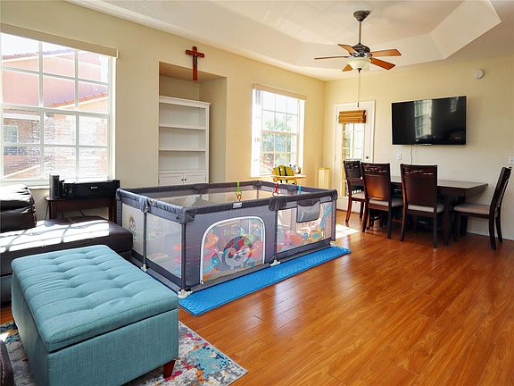 5th image of 1201 Belmont Place #1201