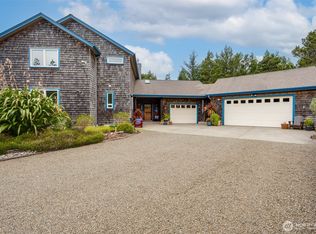 402 SW 17th, Long Beach, WA