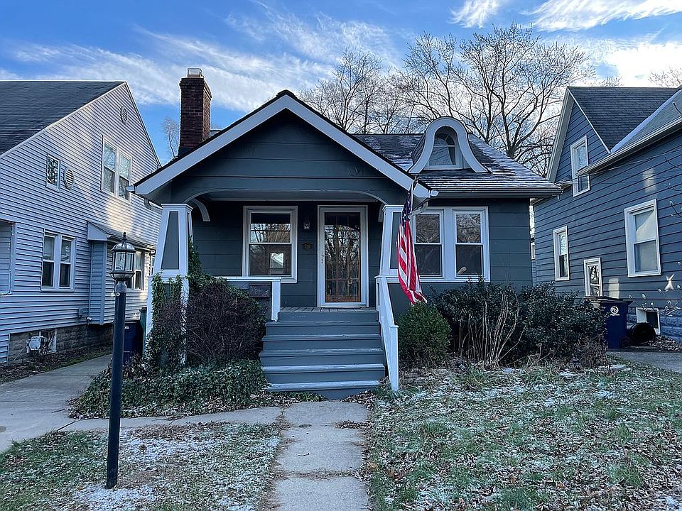 1st image of 526 E Hudson Ave