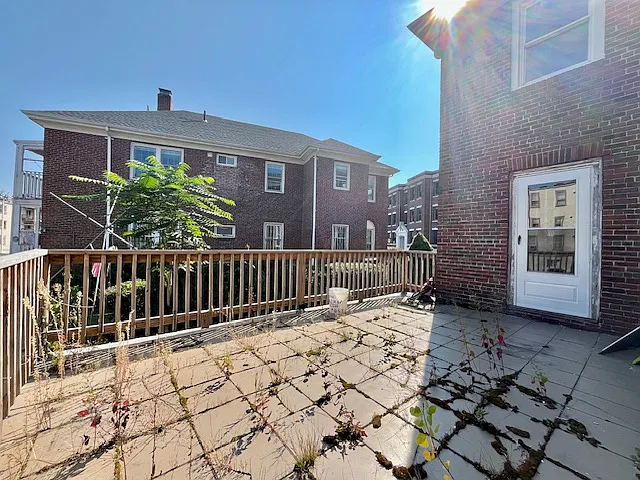 113 Lanark Rd #1 — Photo 10