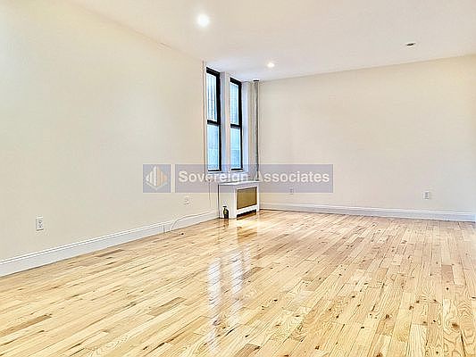 1st image of 295 Convent Ave #1