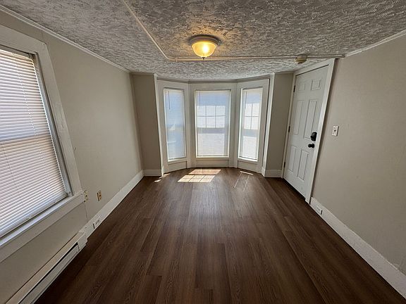 4th image of 48-50 Portland St Unit 1-50