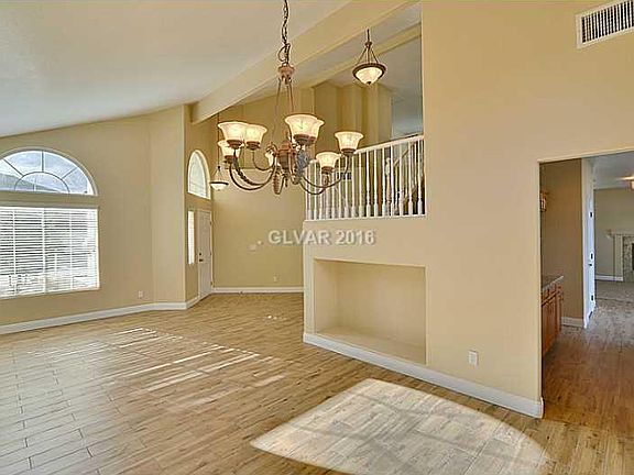 3rd image of 4232 Holleys Hill St
