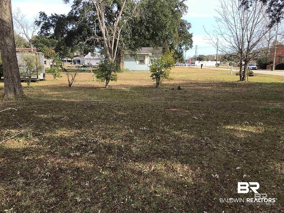 1st image of 0 W Berry Ave