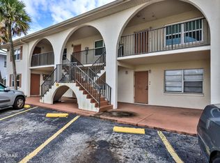 400 Auburn Dr APT 4, Daytona Beach, FL 32118