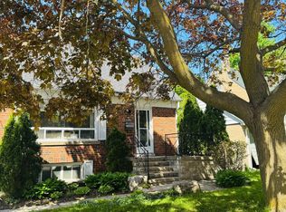 120 Lawrence Ave, Richmond Hill, ON L4C 1Z3