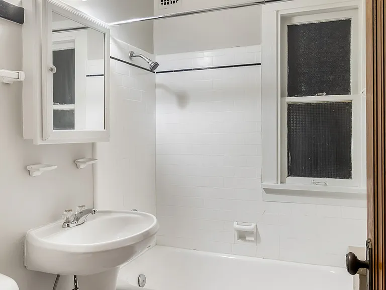 3919 N Morris Blvd #203 — Photo 7