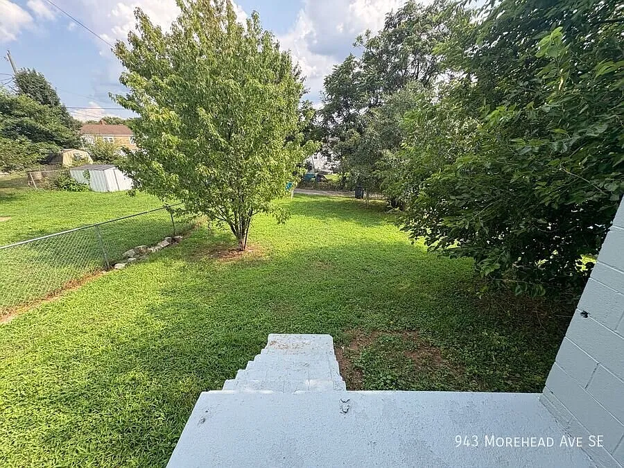 Charming 2-Bedroom Home in Southeast Roanoke! — Photo 3