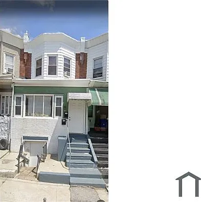 1529 N Alden St #2 — Photo 1