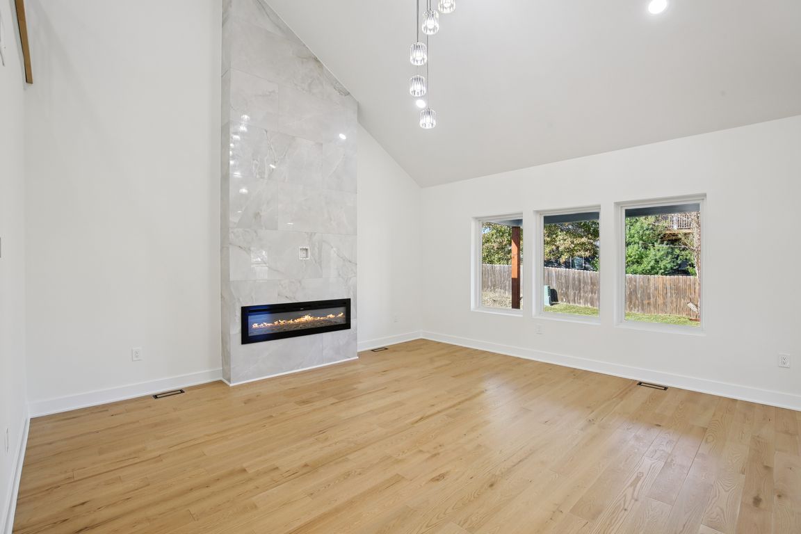 next background image