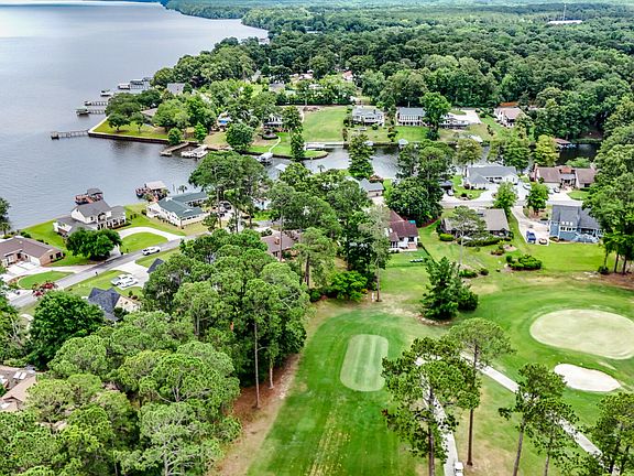 3rd image of 424 Santee Dr