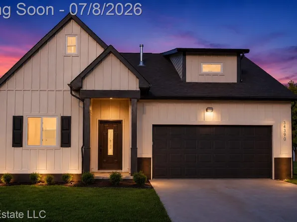 34390 Maynard St, Clinton Township, MI 48035