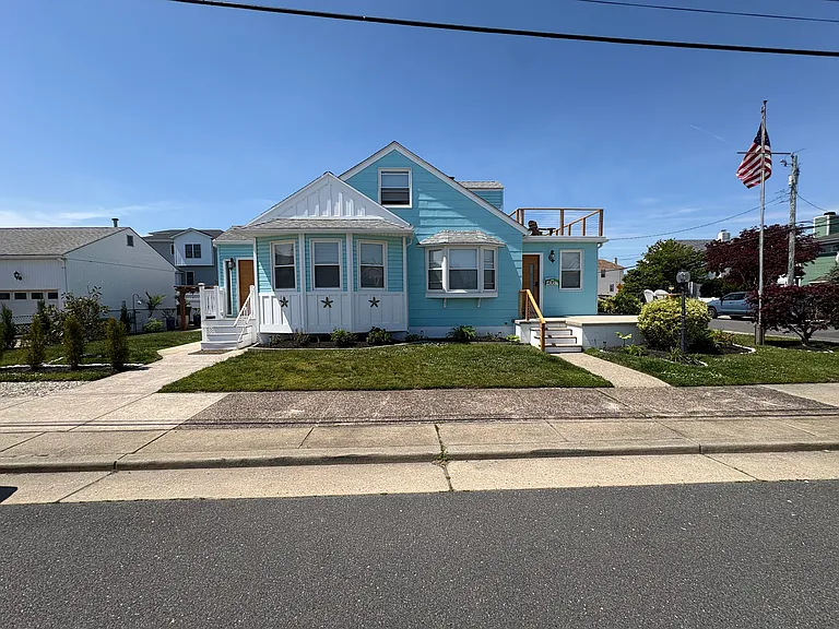 400 N Oxford Ave — Photo 64
