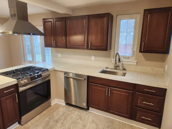 1948 Bower Hill Rd, Pittsburgh, PA 15243