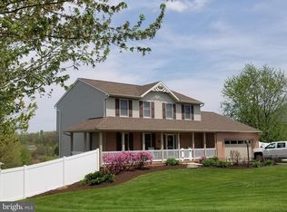 15 Bridle Rd, Shrewsbury, PA 17361