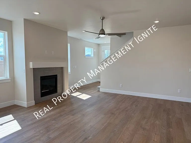 60948 SE Apollo Pl — Photo 5