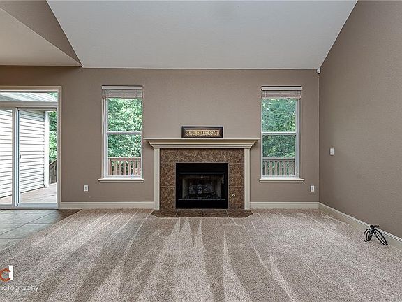 2nd image of 7 Slaggford Ln