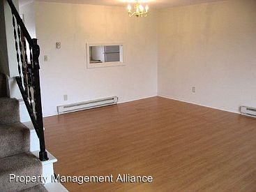 2nd image of 20 Carriage Ln APT 20