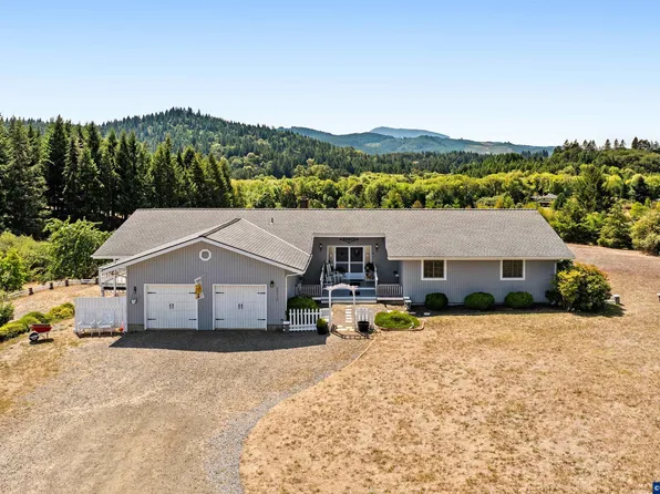 24312 Cardwell Hill Dr, Philomath, OR 97370
