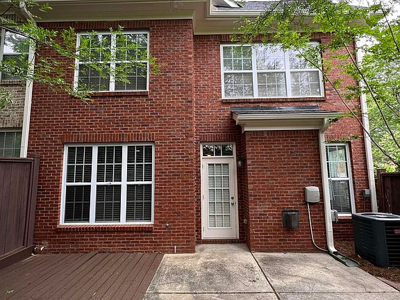5th image of 1516 Bouvier Pl