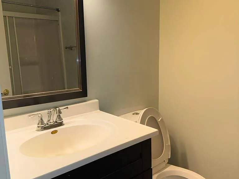 302 Creekside Dr — Photo 16
