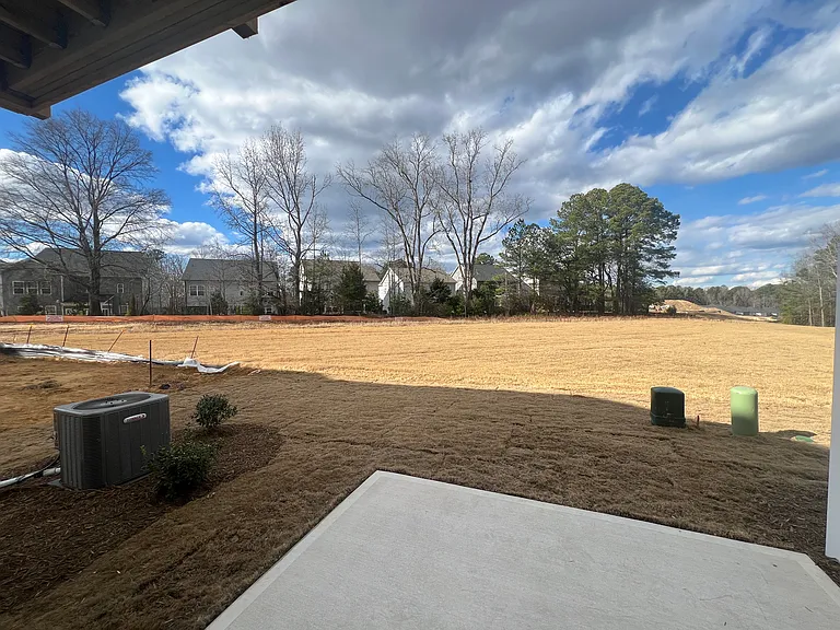2848 Farmhouse Dr — Photo 3