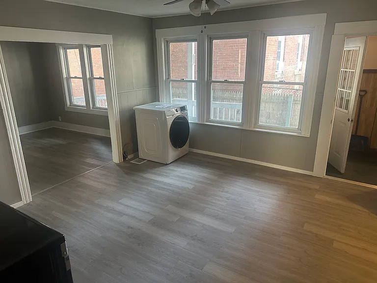 32 Prince St #1 — Photo 3