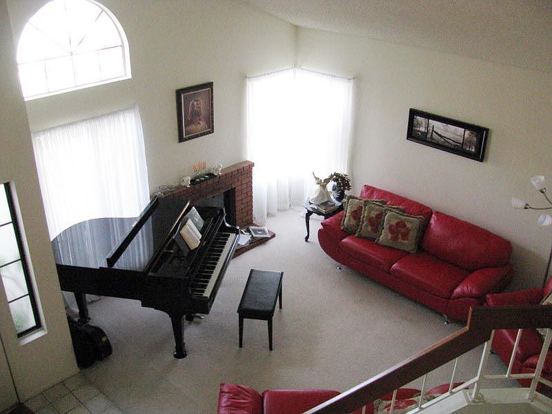 2nd image of 818 E Sinclair Ct