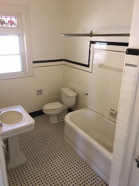 2nd image of 130 Clymer St #8