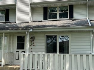 2539 N Lexington Dr #5, Janesville, WI 53545