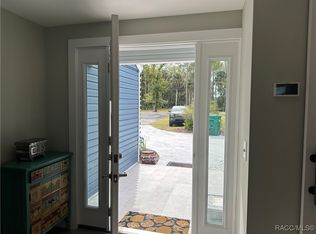 9781 W Halls River Rd, Homosassa, FL 34448