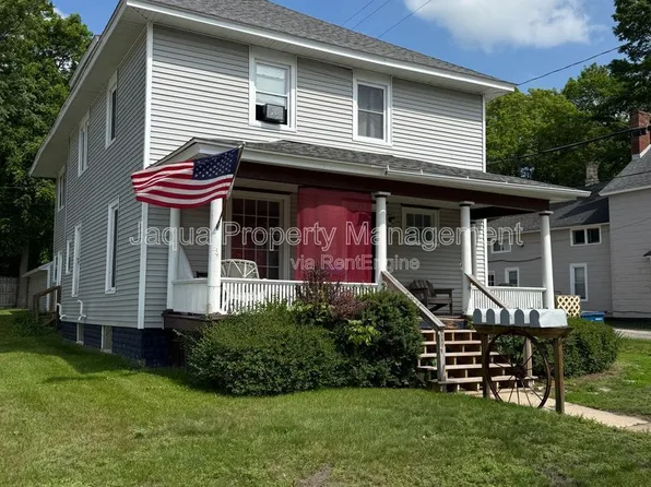 203 S Washington Ave, Ludington, MI 49431
