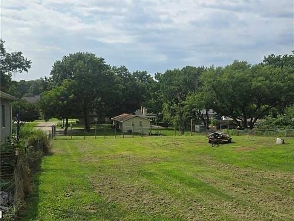 3rd image of 3506 S Crysler Ave