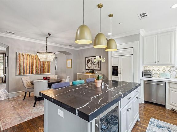 4th image of 4133 University Blvd APT 2