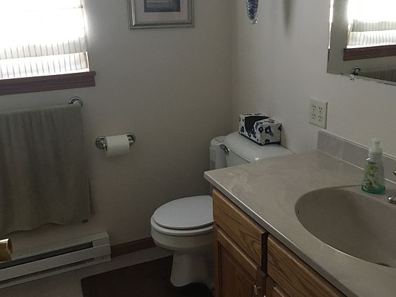 2nd image of 1109 Lakeside Ave