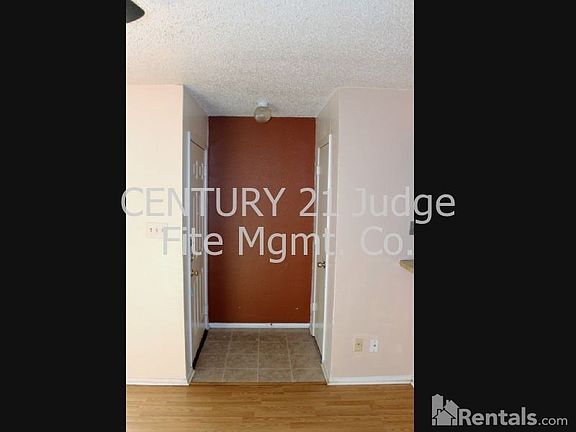 3rd image of 2402 Monte Carlo Dr APT B