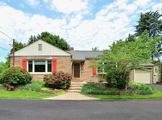 3007 Fairview Rd, Gibsonia, PA 15044