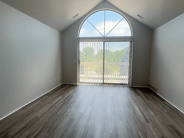Prentiss Pointe Apartments — Photo 245
