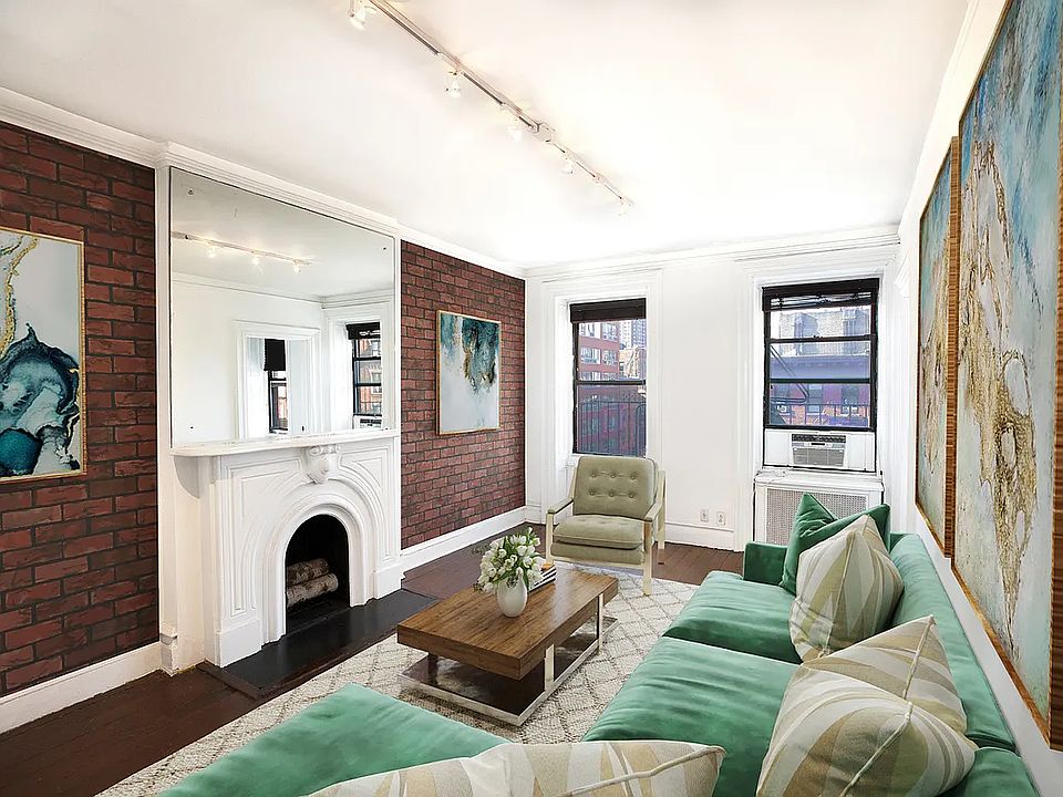 1st image of 200 8th Ave APT 5