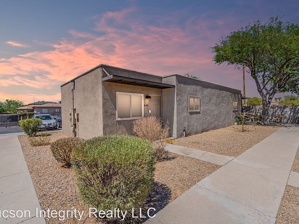 1st image of 630 E Elm St #10211473