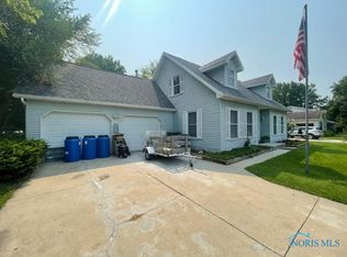 496 W Truman St, Bowling Green, OH 43402