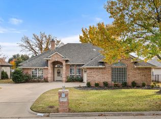 1207 Mallard Way, Granbury, TX 76048
