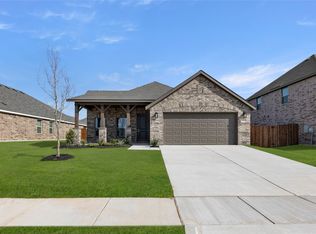 1009 Windsong Dr, Crowley, TX 76036